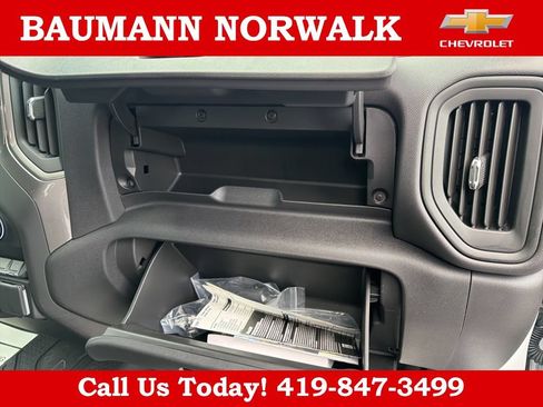 Used 2025 Chevrolet Silverado 1500 Custom Trail Boss w/ Turbomax Blackout Package AWD/4WD image 44