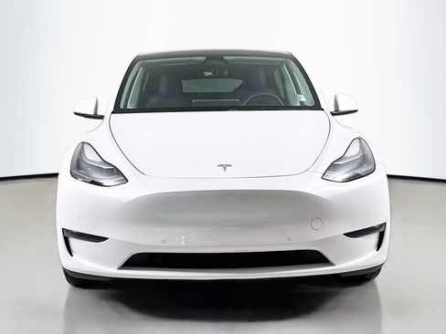 Used 2022 Tesla Model Y Performance AWD/4WD image 2