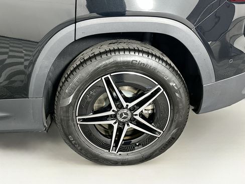 Used 2024 Mercedes-Benz EQB 250+ image 11