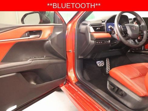 Used 2025 Toyota Camry XSE image 9