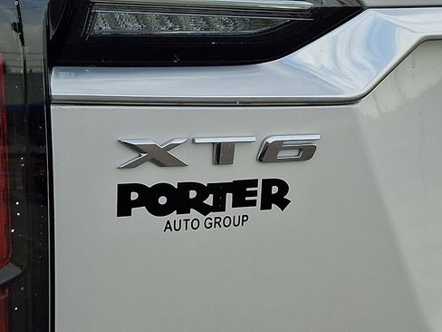 Used 2025 Cadillac XT6 Sport w/ Technology Package image 35