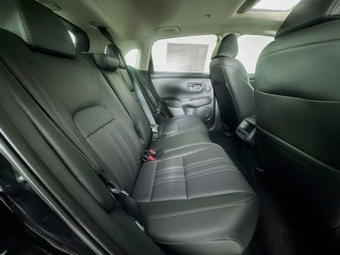 New 2026 Honda HR-V EX-L image 37