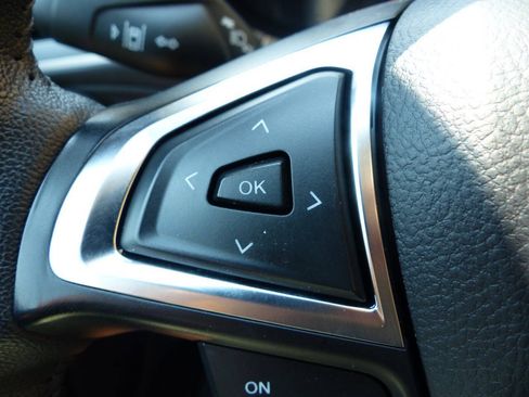 Used 2024 Ford Edge SEL AWD/4WD image 24