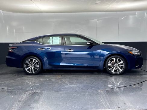 Used 2020 Nissan Maxima 3.5 SV w/ Floor Mat Group image 2