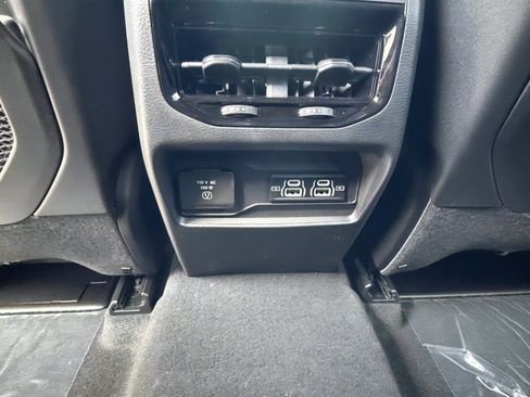 New 2026 Jeep Grand Cherokee Laredo X AWD/4WD image 13