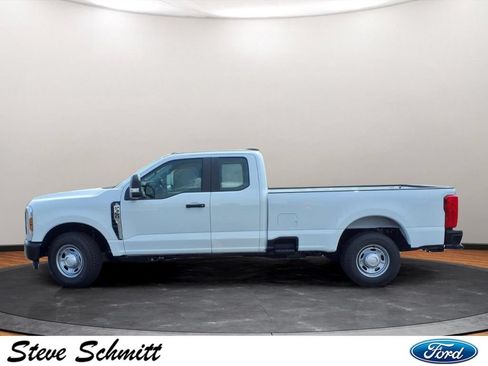 New 2026 Ford F350 XL RWD image 2
