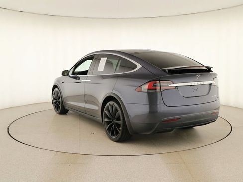 Used 2019 Tesla Model X AWD/4WD image 4