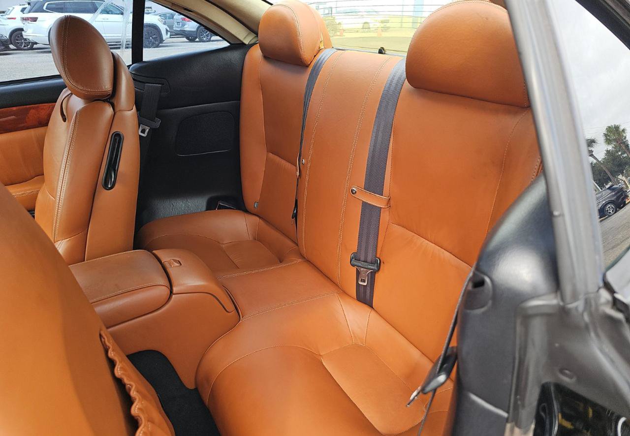 Used 2004 Lexus SC 430 Convertible RWD image 16