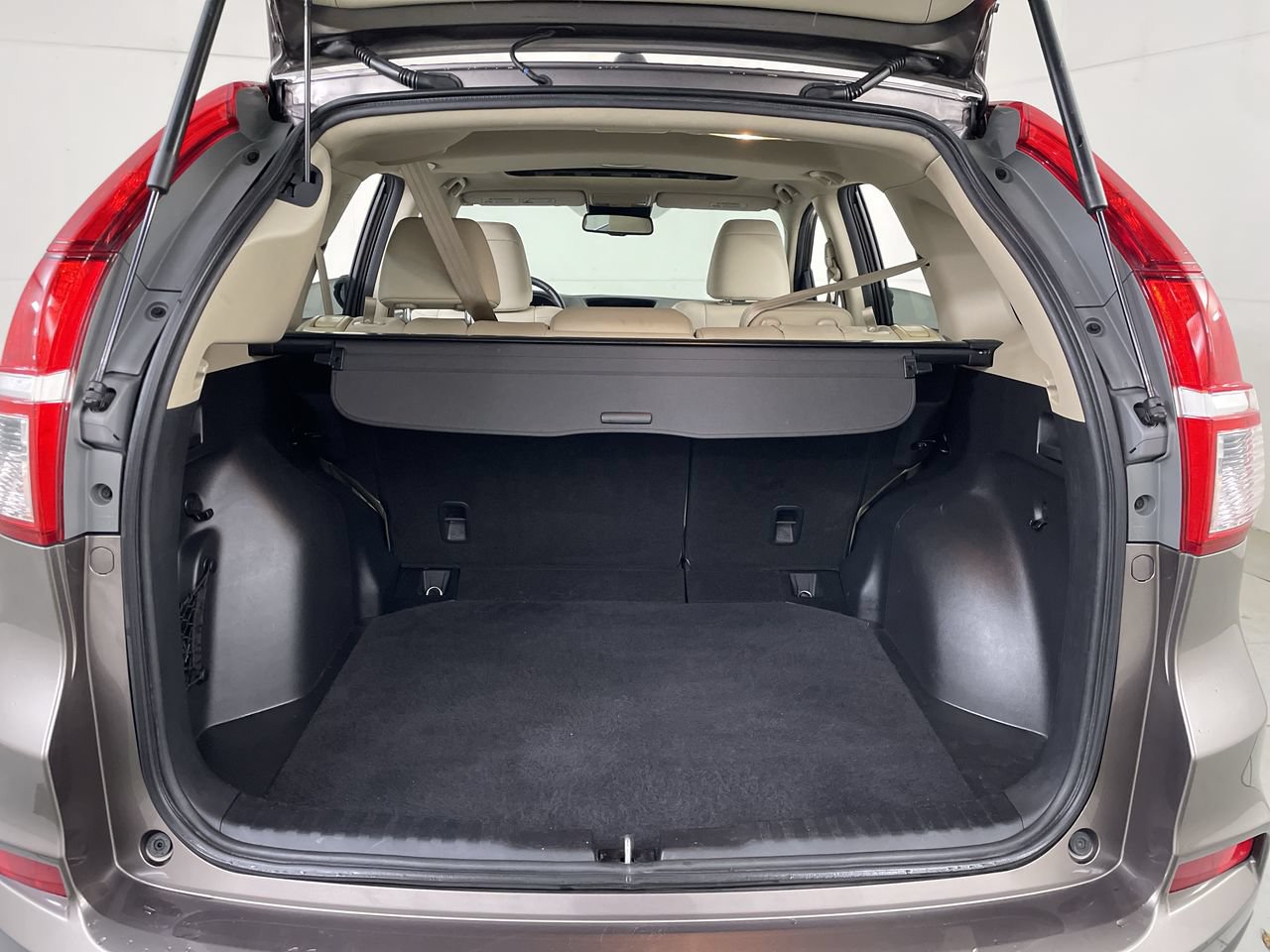 Used 2016 Honda CR-V Touring image 25