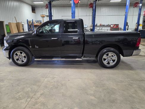 Used 2017 RAM 1500 Classic SLT AWD/4WD image 5