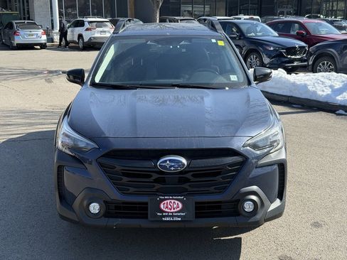 Used 2023 Subaru Outback Onyx Edition image 2