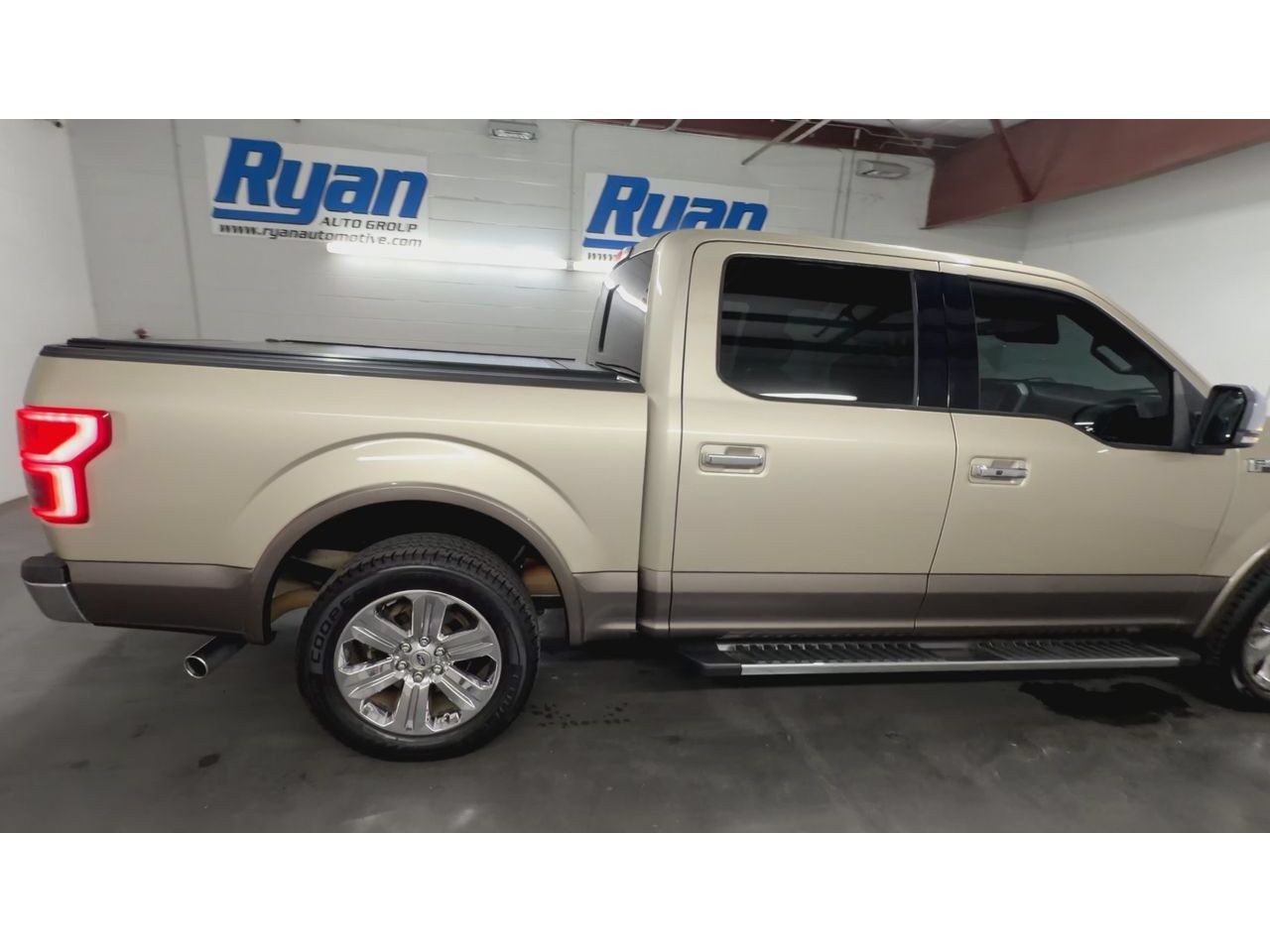Used 2018 Ford F150 Lariat RWD image 9