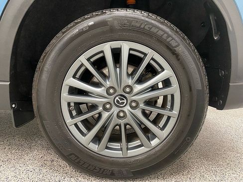Used 2017 MAZDA CX-5 Touring image 19