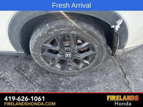 Used 2024 Honda HR-V Sport image 11