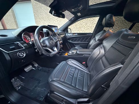 Used 2016 Mercedes-Benz GLE 63 AMG 4MATIC image 25