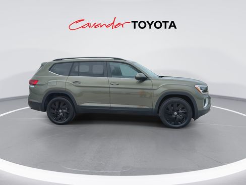 Used 2026 Volkswagen Atlas SE FWD image 9