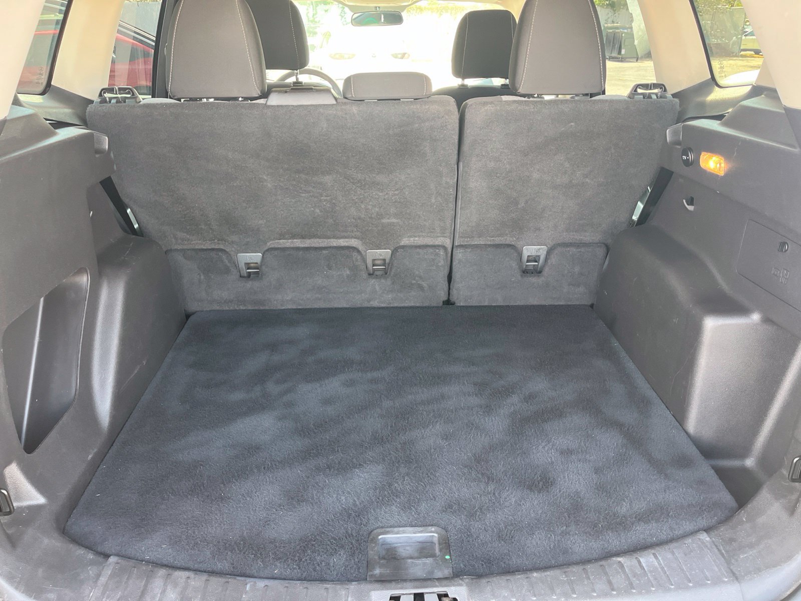 Used 2017 Ford Escape SE FWD image 27