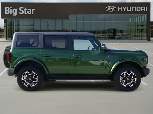 Used 2024 Ford Bronco Outer Banks image 5