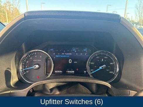 Certified 2022 Ford F250 Lariat w/ Black Appearance Package image 18