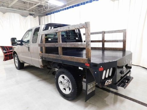 Used 2005 Ford F350 Lariat image 19