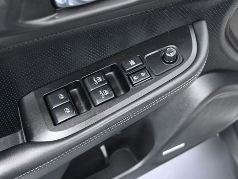 Used 2017 Subaru Outback 3.6R Limited image 11