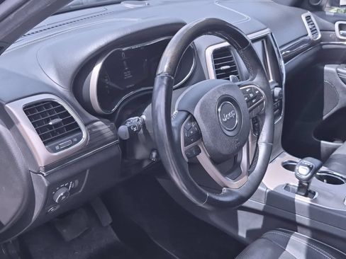 Used 2014 Jeep Grand Cherokee Overland AWD/4WD image 10