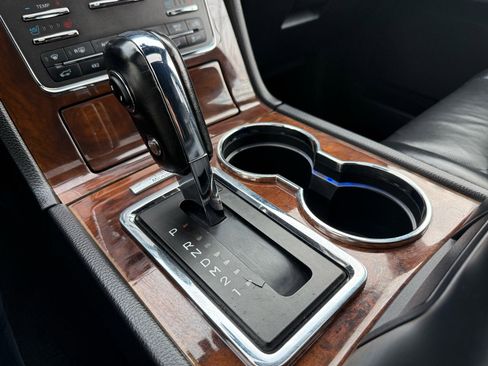 Used 2015 Lincoln Navigator 4WD 4dr image 35