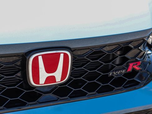 Used 2024 Honda Civic Type R image 4