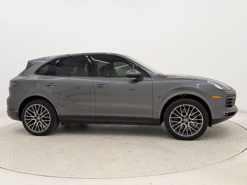 Used 2021 Porsche Cayenne image 8