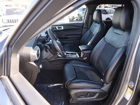 Used 2022 Ford Explorer ST image 9