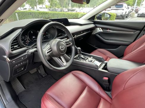 Used 2022 MAZDA MAZDA3 s FWD image 17