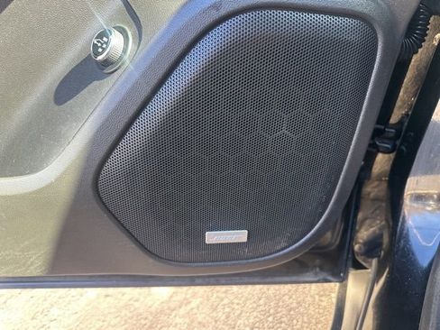 Used 2017 GMC Acadia SLT image 10