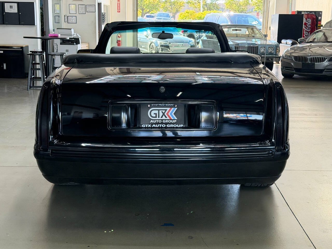 Used 1998 Cadillac De Ville FWD image 3