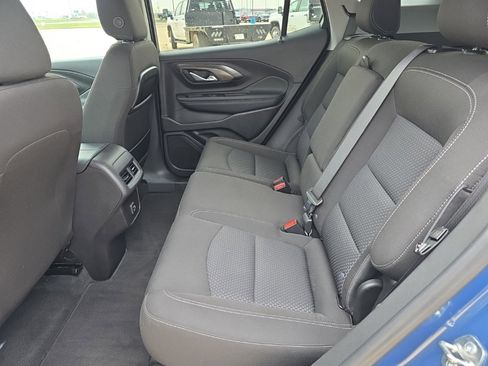 Used 2024 GMC Terrain SLE image 17
