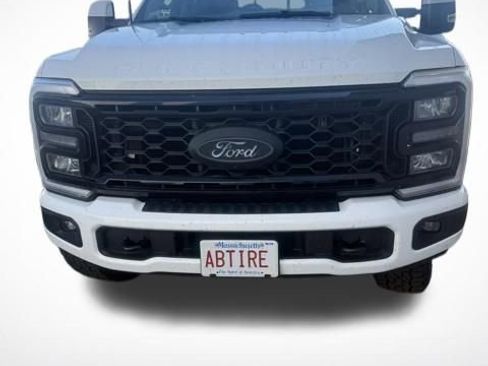 Used 2025 Ford F250 Lariat w/ Tremor Off-Road Package image 2