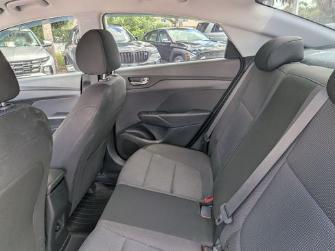 Used 2021 Hyundai Accent SEL FWD image 13