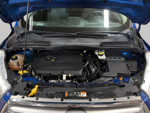 Used 2017 Ford Escape SE w/ Equipment Group 201A FWD image 26