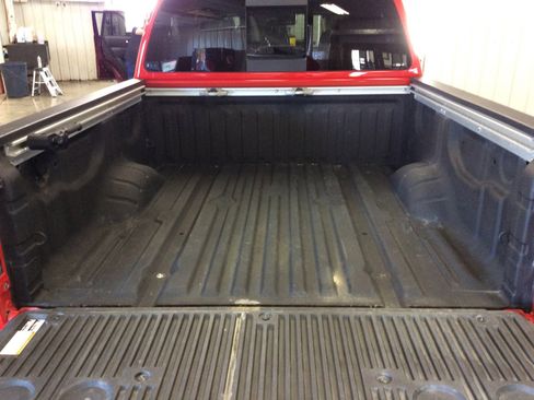 Used 2024 Nissan Titan PRO-4X w/ Pro-4x Utility Package image 6