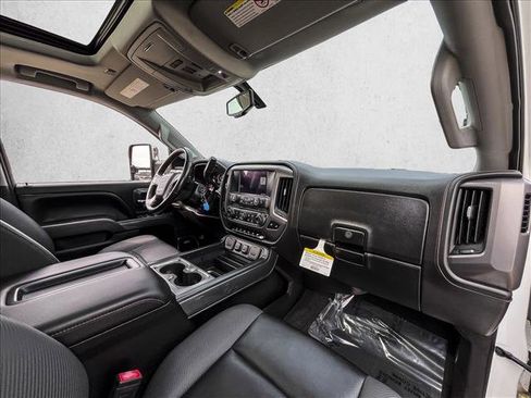 Used 2015 GMC Sierra 3500 SLT w/ Duramax Plus Package AWD/4WD image 22