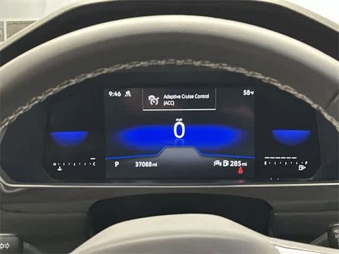 Certified 2022 Volkswagen Tiguan SE image 7