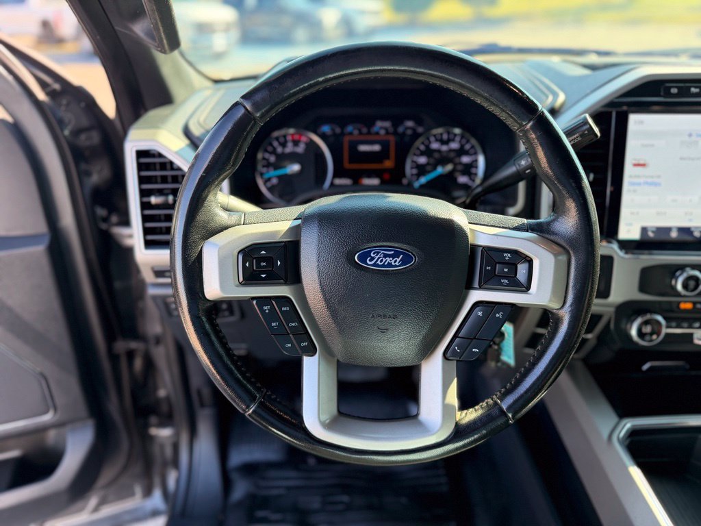 Used 2022 Ford F350 Lariat w/ Black Appearance Package AWD/4WD image 22