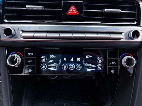 Used 2025 Genesis G70 3.3T Advanced w/ Sport Prestige Package image 27