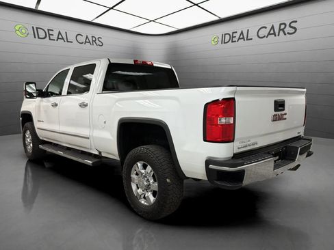 Used 2017 GMC Sierra 2500 SLT AWD/4WD image 7