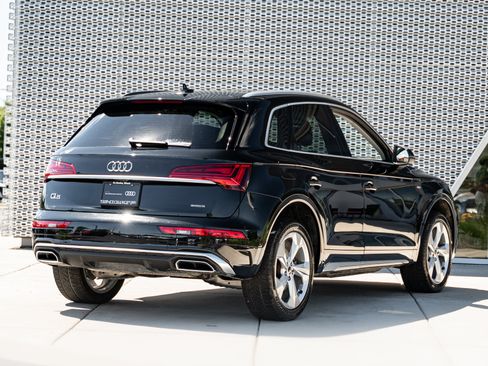 Certified 2023 Audi Q5 2.0T Premium Plus w/ Premium Plus Package AWD/4WD image 4
