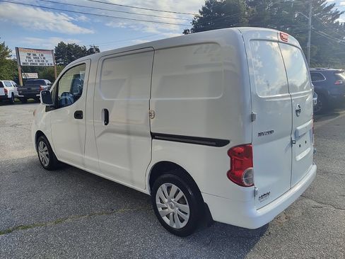 Used 2019 Nissan NV200 SV w/ Navigation Package FWD image 6