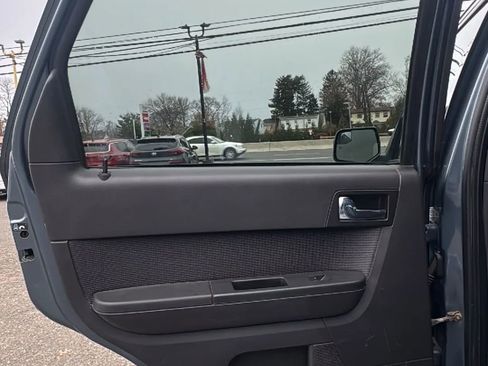 Used 2012 Ford Escape Limited image 11