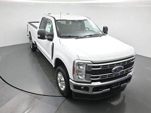 New 2026 Ford F350 XLT image 36