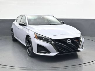 Used 2025 Nissan Altima 2.5 SR FWD video 2