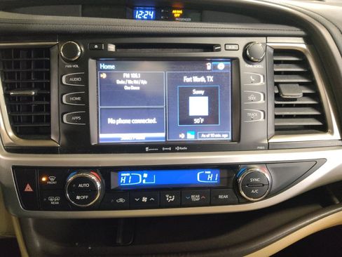 Used 2019 Toyota Highlander Plus image 25