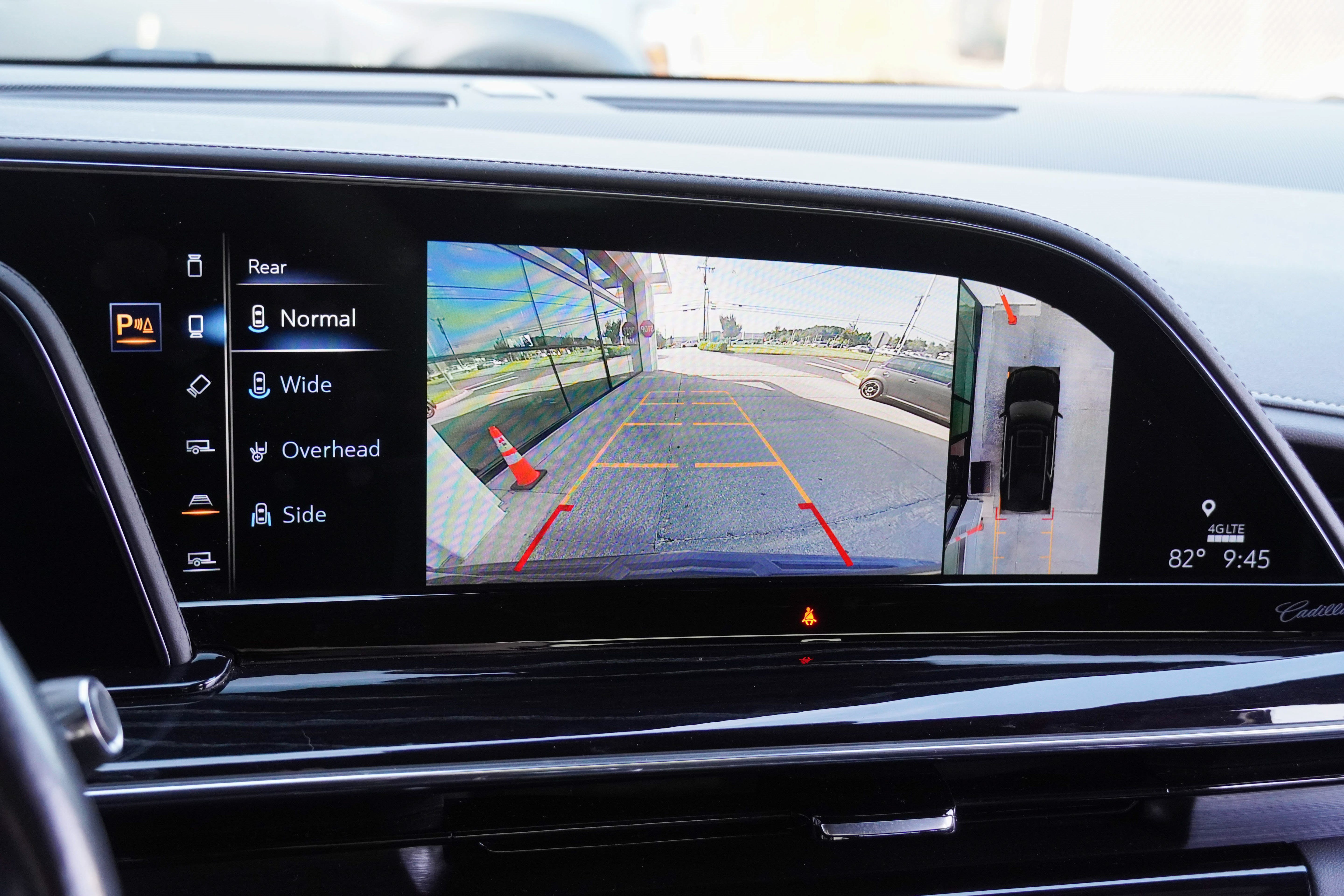 Used 2021 Cadillac Escalade Sport w/ Driver Assist Tech Package AWD/4WD image 26